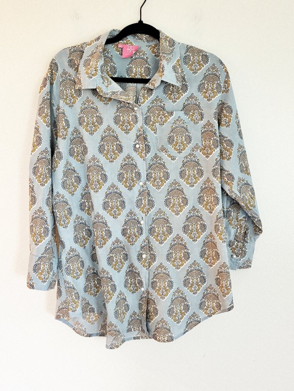 Just Darviny Shirt M Blue Charlotte Bahama Block Print Pearl Button Up